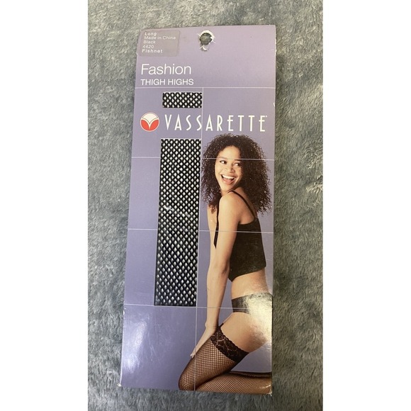 Vassarette Fashion Thigh Highs 4420 Black Fishnets Size MLong New - Picture 1 of 7